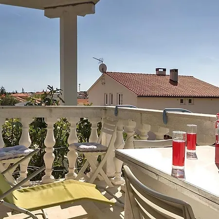 Pjescana Uvala 14564b *