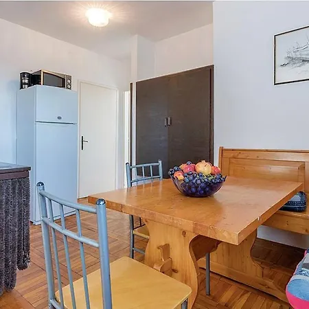 Pjescana Uvala 14564b Apartment *